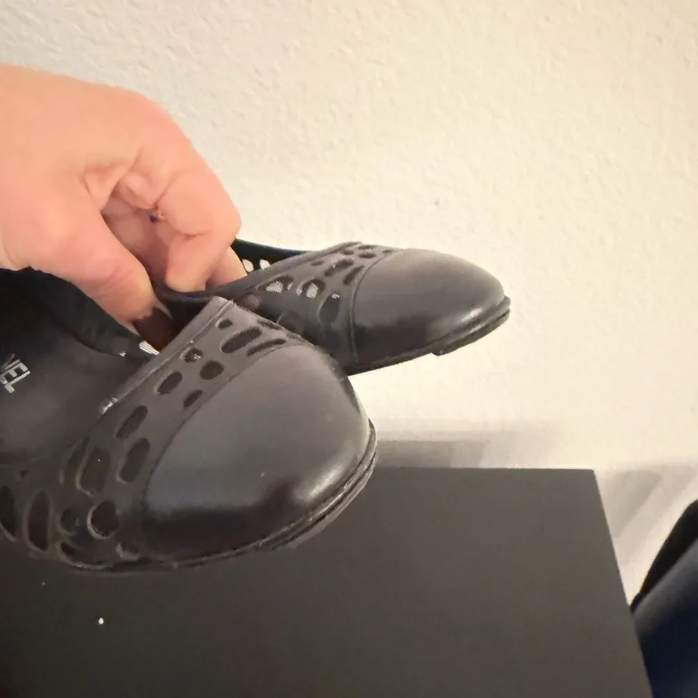 Chanel Black Leather and Mesh Ballet Flats Leather Cap Toe CC Logo 36.5